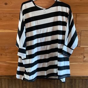 NWOT Tunic